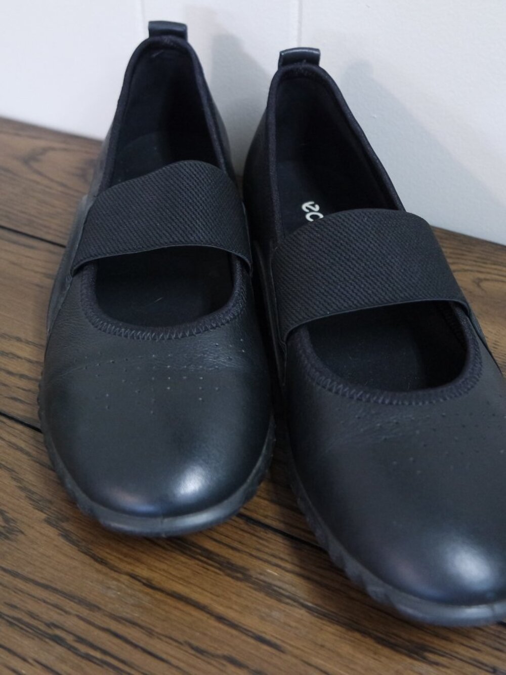 ECCO Vibration 1.0 Black Leather Mary Jane Flats Comfort Womens Size 41 US 10